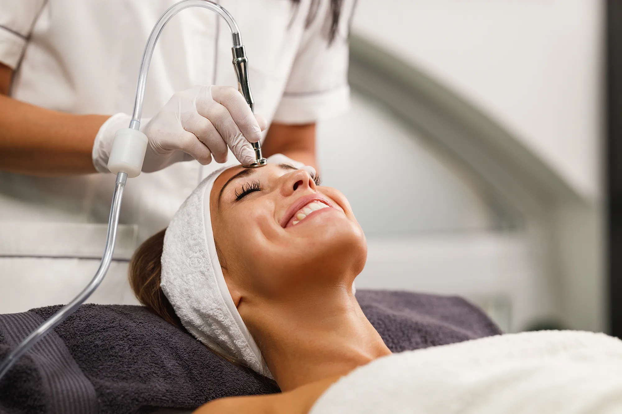 Microdermabrasion, Eye Designer, Soin du Visage, Microdermabrasion aux Diamants