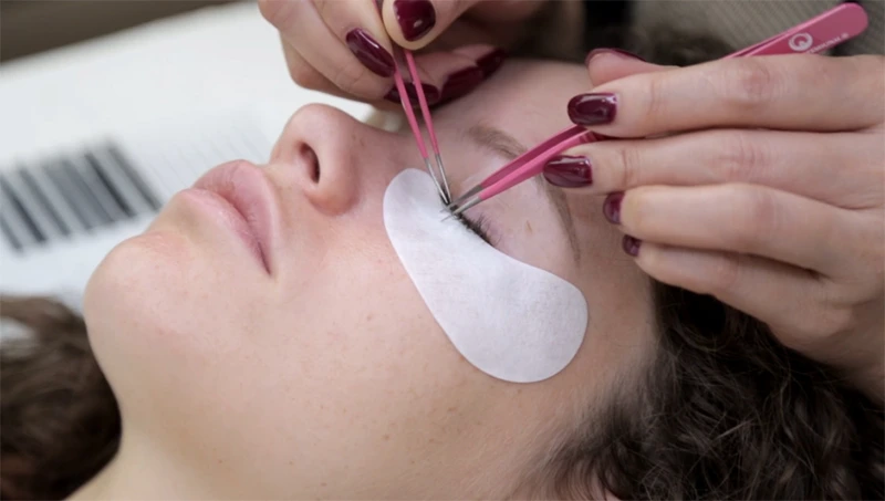 Classic eyelash extensions, lash extensions, eyelashes, eyelash, eyelash extensions, lashes, extensions, eye designer, Dlux Professional